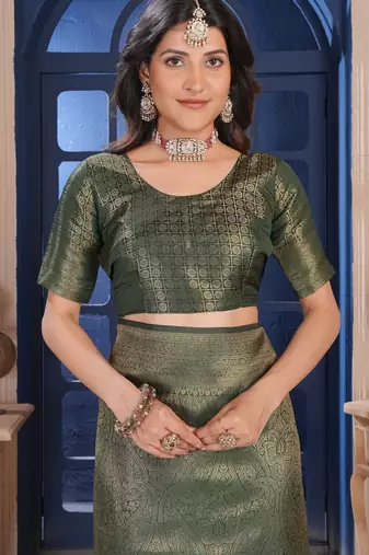 green gold zari kanchipuram silk saree