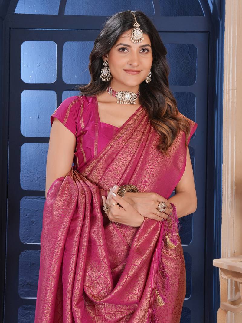 Pink Silk Belnd Saree For This Wedding Seasons ethnic saree wear