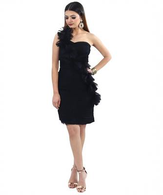 Elegant strapless little black cocktail dress 4