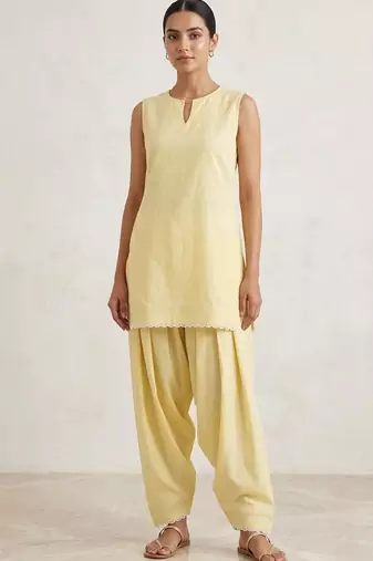 Yellow slub cotton kurta with loose fit farshi salwar