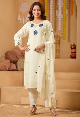 cream rayon embroidered kurti set with dupatta & pants 2