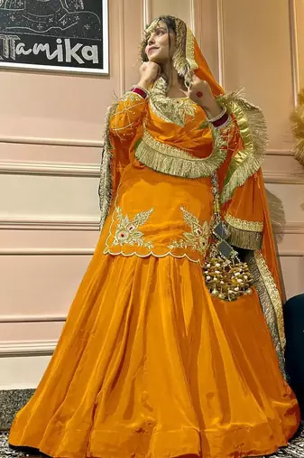 Yellow Embroidery Crep Lehenga Dupatta With Top