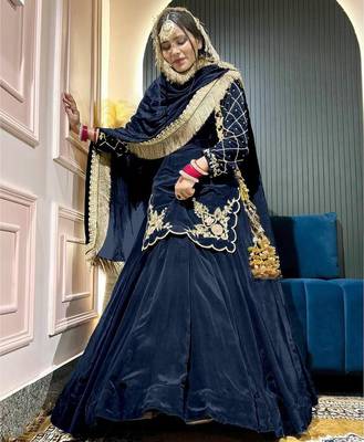 Blue Embroidery Crep Lehenga Dupatta With Top 1