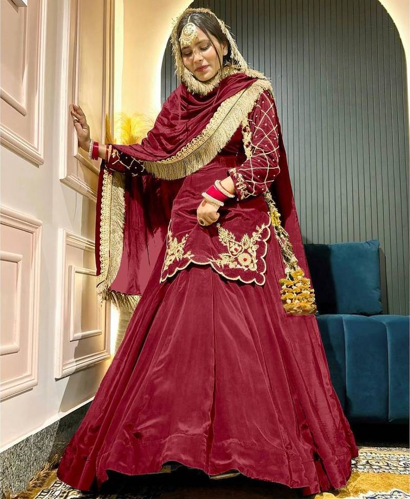 Red Embroidery Crep  Lehenga Dupatta With Top
