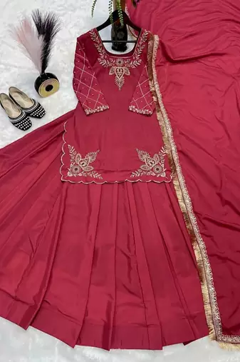 Red Embroidery Crep Lehenga Dupatta With Top