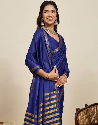 navy blue silk blend saree with gold zari border and striped pallu 5