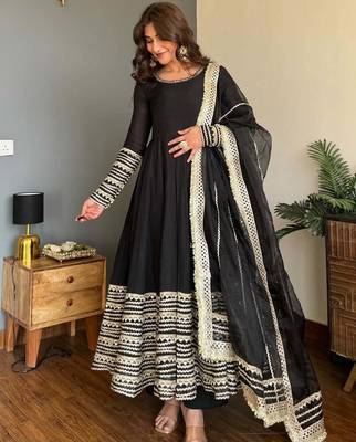Black rayon  party wear embroidery anarkali   suit set 3