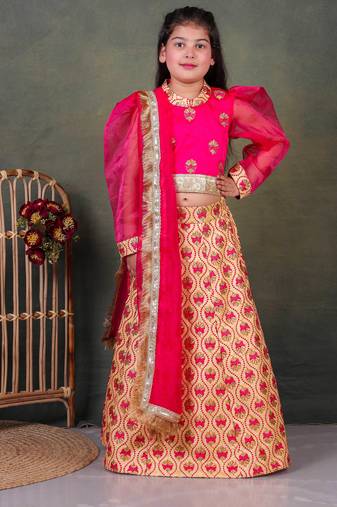 girls pink lehenga choli set with embroidery