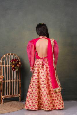 girls pink lehenga choli set with embroidery 2