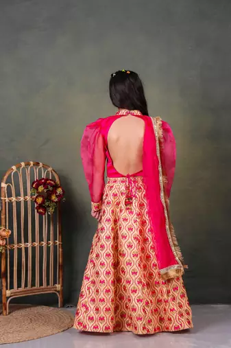 girls pink lehenga choli set with embroidery
