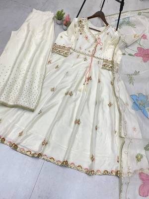 ivory anarkali with organza dupatta 4