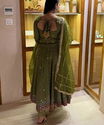 Green vichitra silk  party wear embroidery anarkali   suit set 6