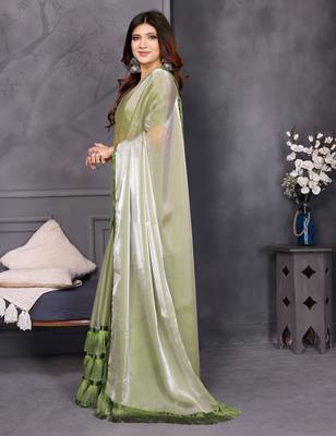 green resham woven silk blend saree 2