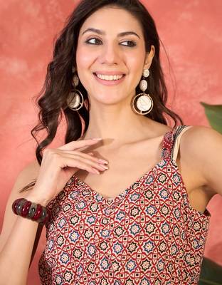 maroon printed cotton sleeveless flare dress 5