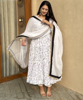 White vichitra  silk  party wear embroidery salwar  suit set 2