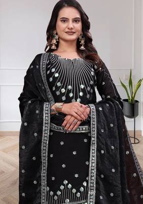 Black chinon  silk  party wear embroidery salwar  suit set 4