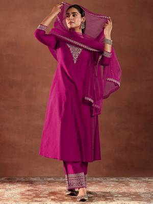 Pink  Embroiderey Sequence Work Kurta Pant Dupatta Set For Women 3