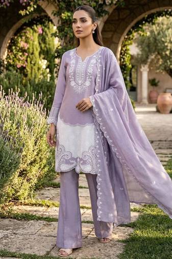 Lavender silkblend embroidered kurta set