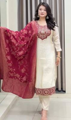 cream banarasi silk embroidered kurta set with dupatta 1