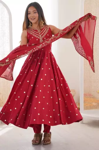 Red silkblend embroidered gown set