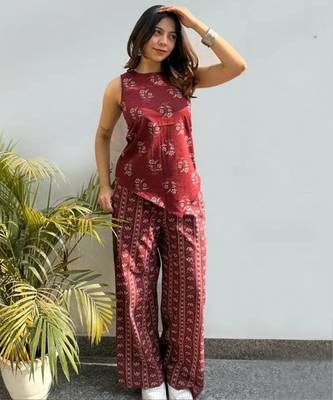 maroon rayon printed kurta set with wide leg pants 2