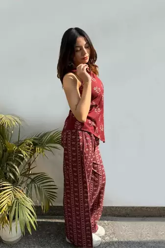 maroon rayon printed kurta set with wide leg pants