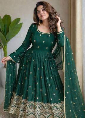 green silk blend embroidered plus size anarkali set 3