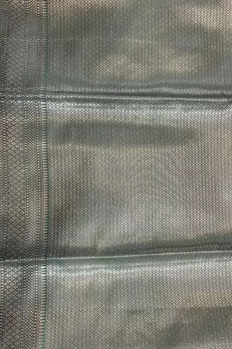 emerald green semi silk floral zari jaal banarasi saree