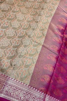 beige semi silk tanchoi banarasi saree with pink border 3