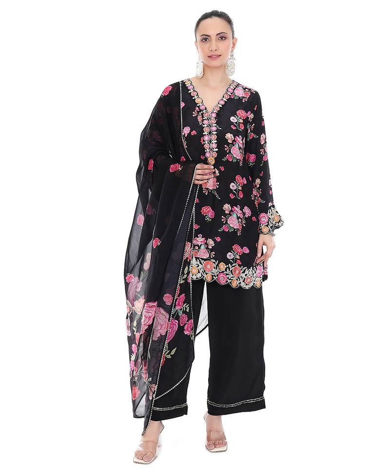 Black printed crepe kurta set