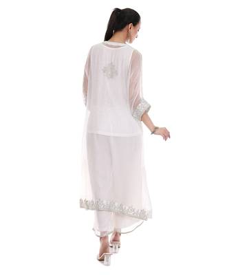 white tissue kaftan with embroidered zari work 2