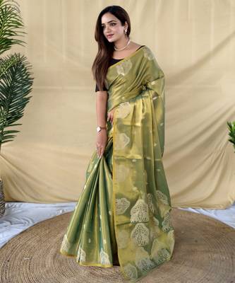 green tissue saree with zari elephant border design 2