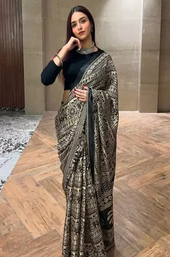 Ethnic motifs printed saree