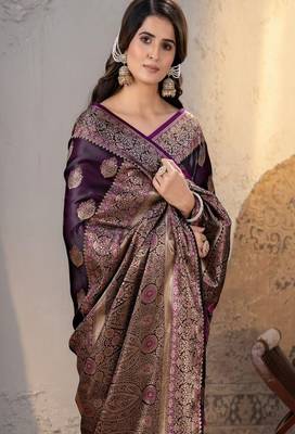 Timeless ready-to-wear coordinated blouse sarees 3
