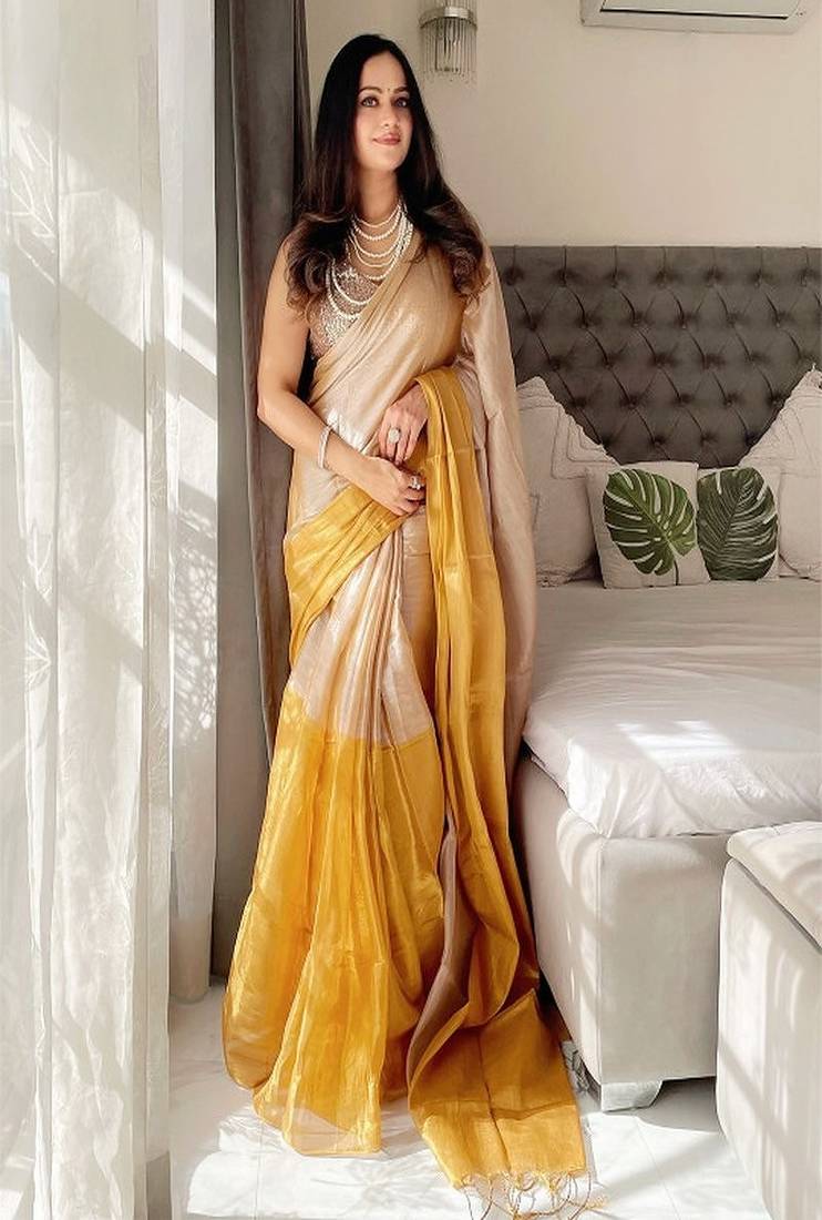 Colourblocked printed tissue saree