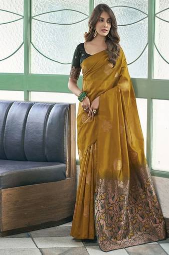Floral zari silk blend saree
