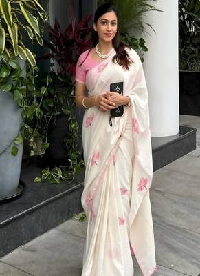Floral printed pure linen saree with unstiched blouse piece 1
