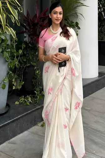 Floral printed pure linen saree with unstiched blouse piece