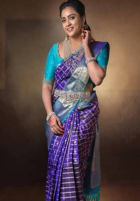 blue art silk kanjeevaram saree with checked woven design 2