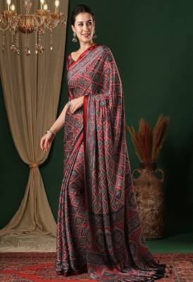 Ethnic motifs ajrak pure crepe saree with blouse piece 2