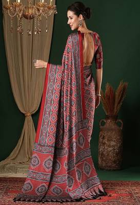 Ethnic motifs ajrak pure crepe saree with blouse piece 3