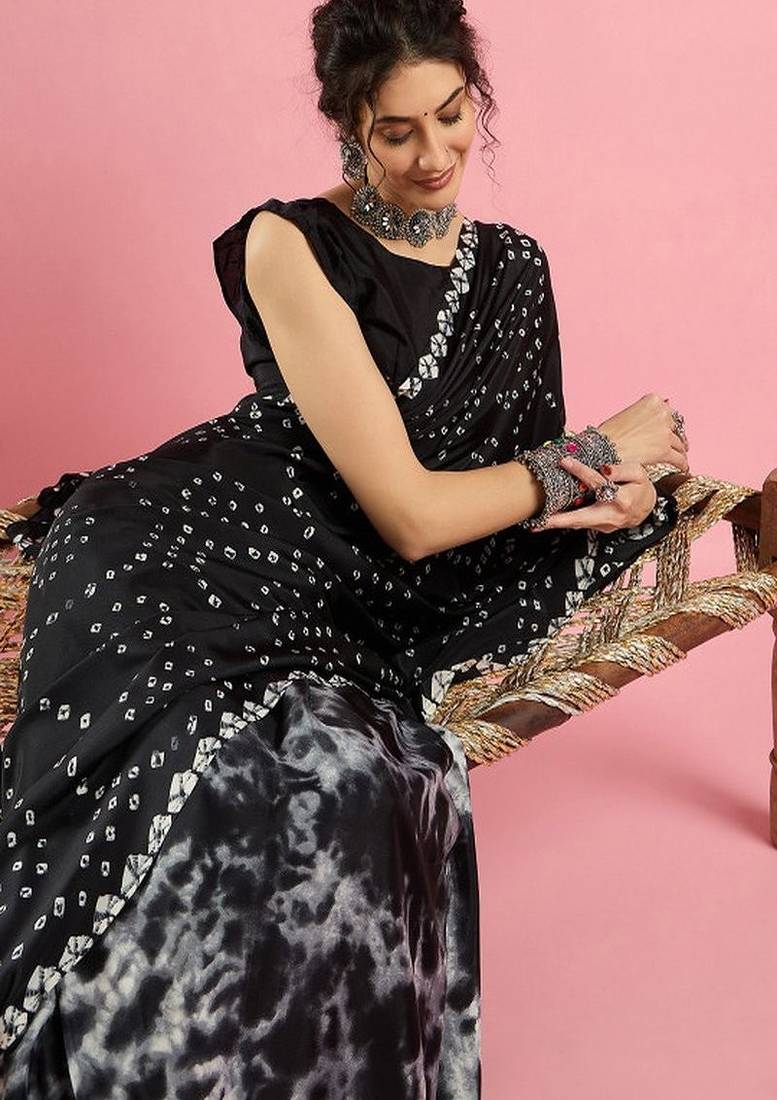 Ethnic printed bandhani saree with blouse piece
