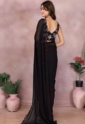 Saree with embroidered blouse piece 2