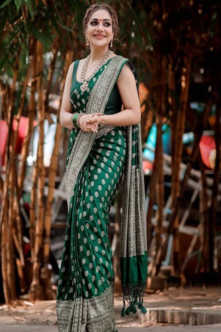 Ethnic motifs woven design zari art silk kanjeevaram saree