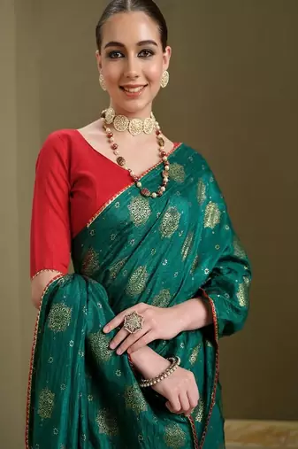 Printed saree & blouse piece