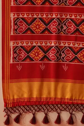 Women ethnic motifs printed zari patola saree