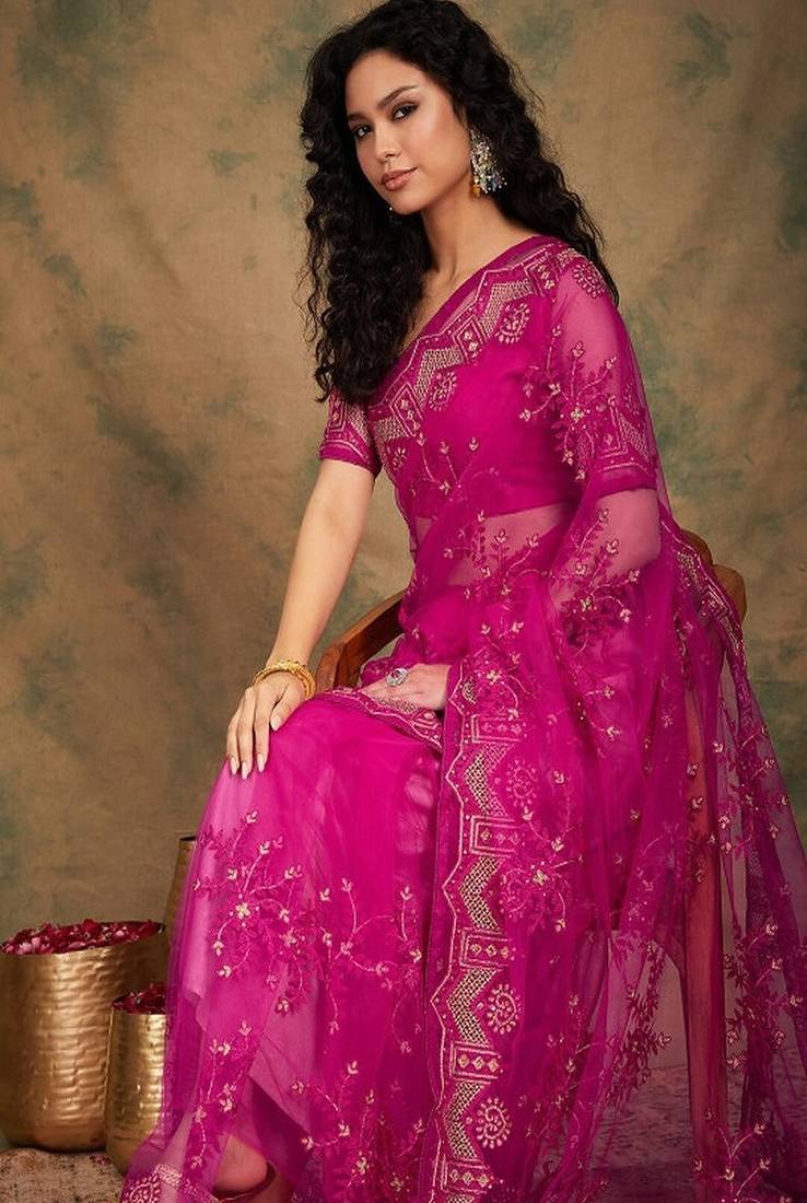 Ethnic motifs embroidered saree