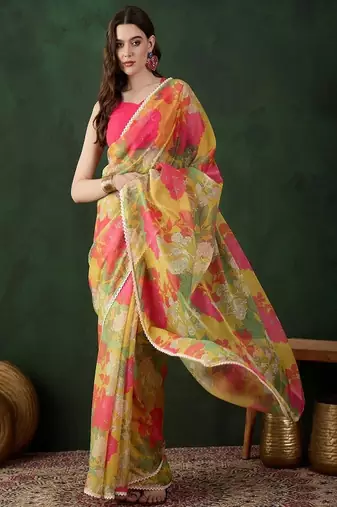 Floral printed saree with blouse piece