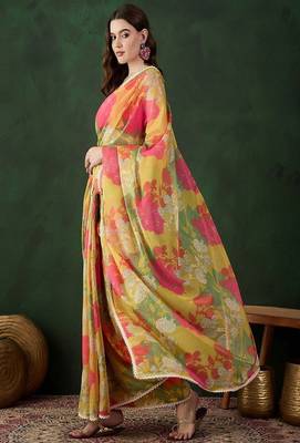 Floral printed saree with blouse piece 3