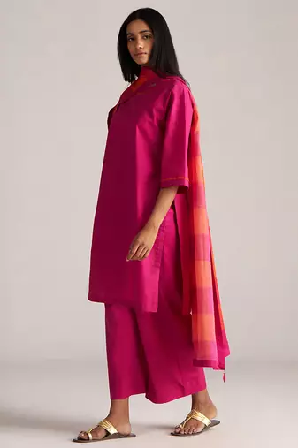 fuchsia cambric cotton kurta set with mul cotton dupatta